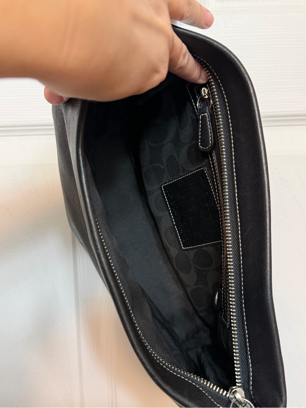 Vintage Coach East West Legacy Bag - Picture 11 of 12